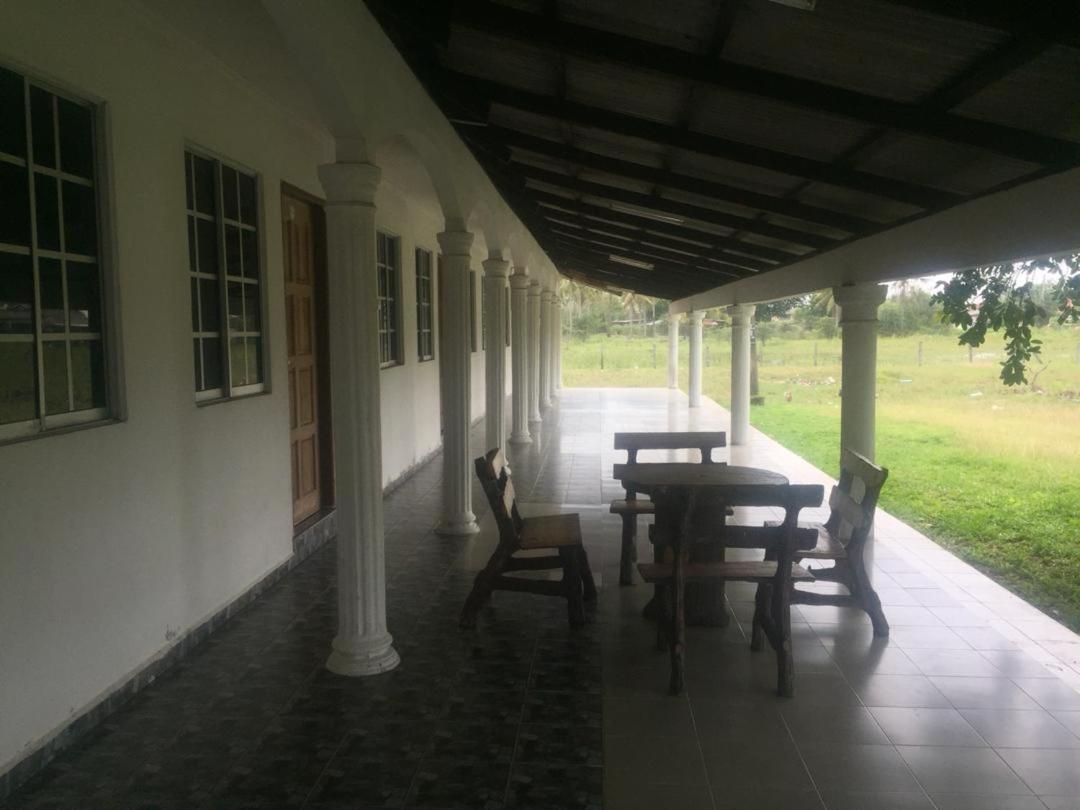 Spot On 89661 Dee Wana Resort 2 Pasir Puteh Luaran gambar